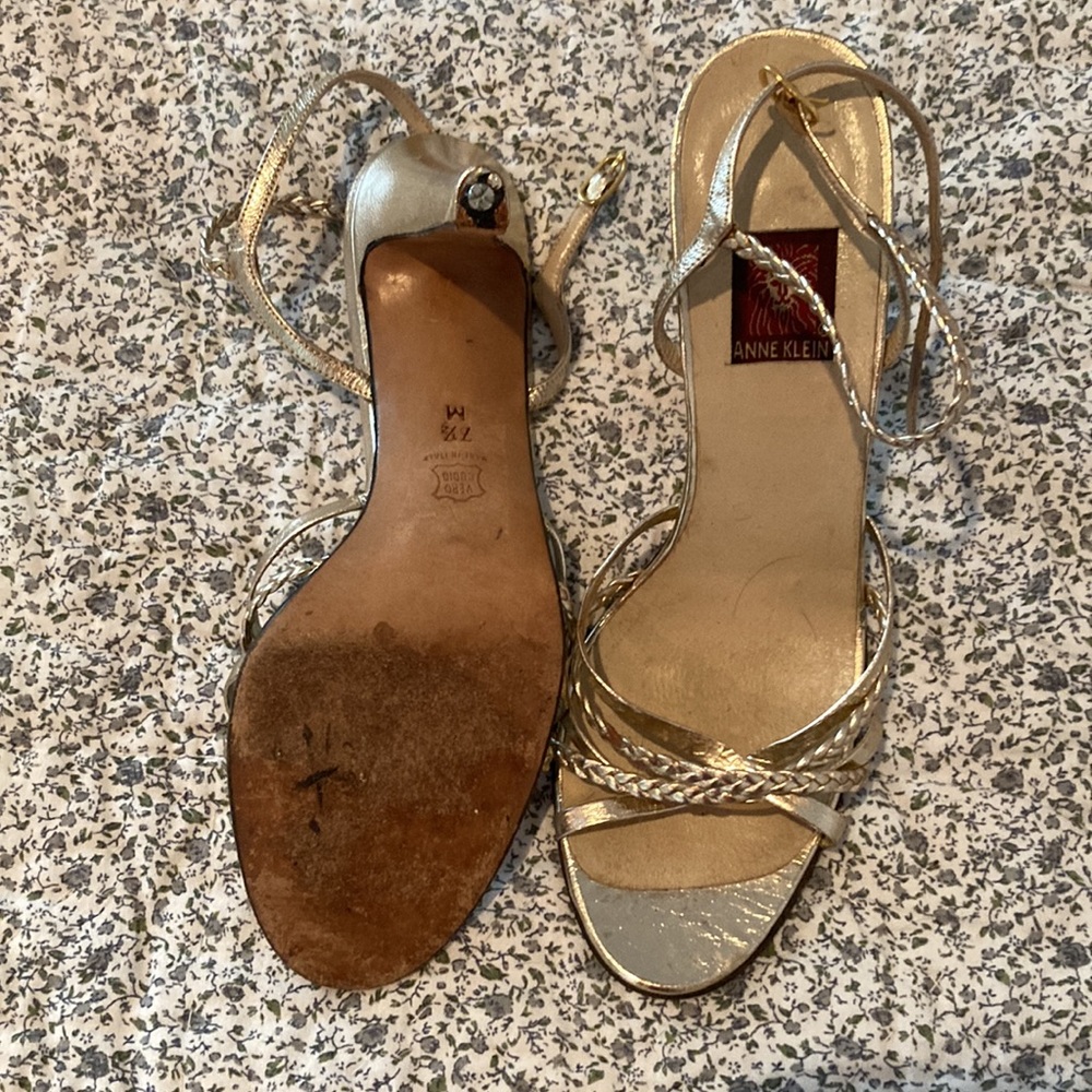 Vintage 80s gold strappy heeled sandals - Picture 2 of 5